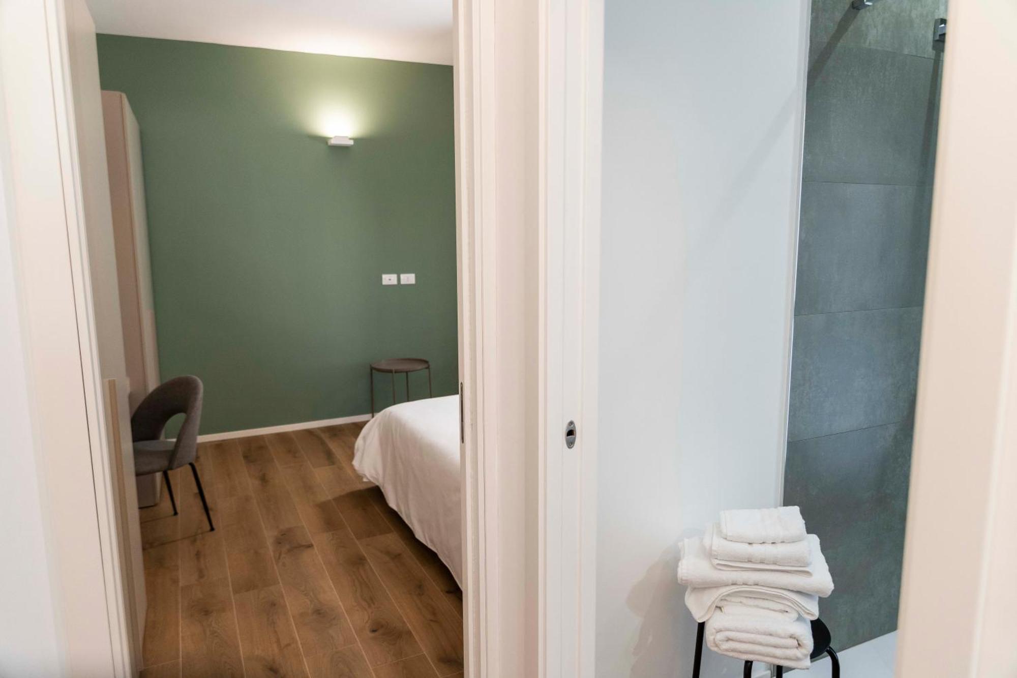 "36Metriquadri" A Bari Apartment Bagian luar foto