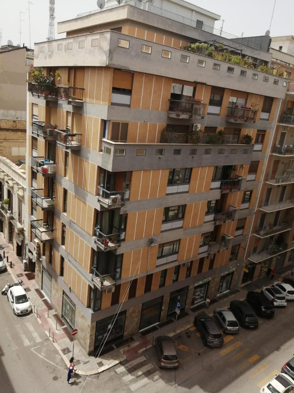 "36Metriquadri" A Bari Apartment Bagian luar foto